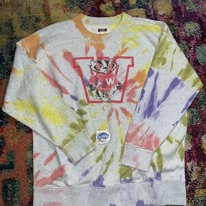 Vintage tie dye Wisconsin university badgers sweatshirt size medium brand new